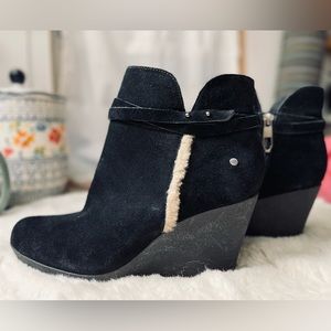 UGG ankle booties wedge heel black color size 7